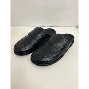 Freda Salvador Mules